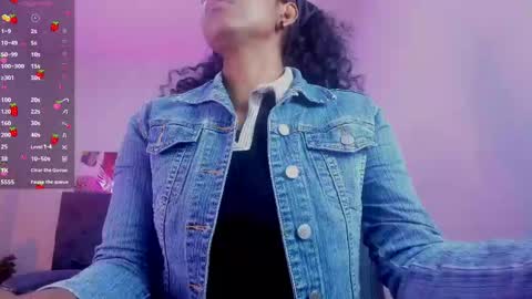 Snapshot of ellie_alves chatting on November 2025 03:22:01 PM Ellie online show from November 2025 03:22:01 PM