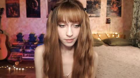 ellie_friendly online show from December 2024 02:46:01 AM