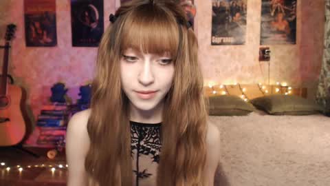 ellie_friendly online show from December 2024 11:51:01 PM