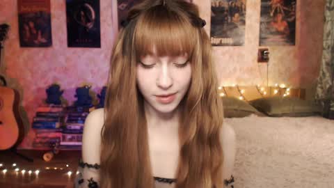 ellie_friendly online show from December 2024 12:18:01 AM