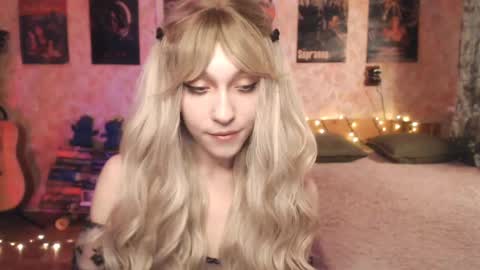 ellie_friendly online show from January 2025 12:33:01 AM