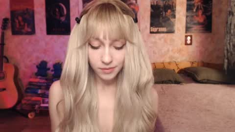 ellie_friendly online show from February 2025 12:09:01 AM