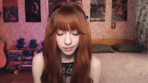 ellie_friendly online show from September 2025 01:49:02 AM