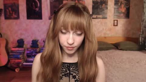 ellie_friendly online show from March 2026 01:16:01 PM