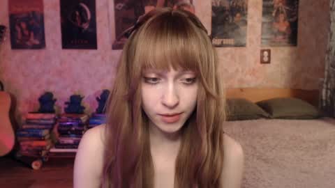 ellie_friendly online show from April 2026 01:34:01 PM