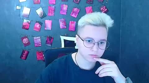 Ellie online show from March 2026 12:20:02 PM