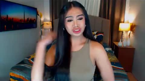 ellie online show from January 2025 01:00:01 AM