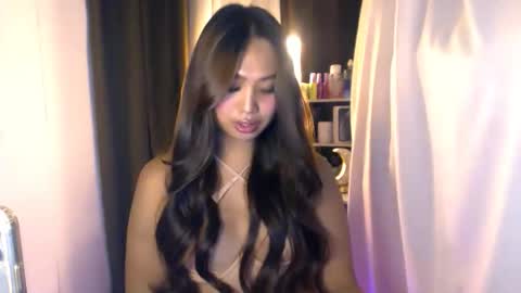 ellie online show from May 2026 10:16:02 PM