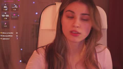 elliecutes online show from February 2025 09:08:01 AM