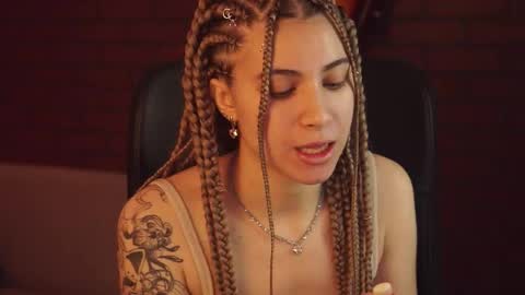 elliecutes online show from February 2025 05:26:02 AM