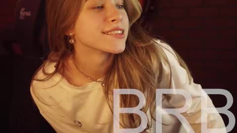 elliecutes online show from March 2025 11:36:02 AM