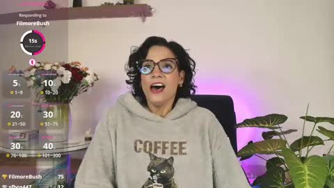 Snapshot of elliee1 chatting on February 2025 03:56:02 PM elliee1 online show from February 2025 03:56:02 PM