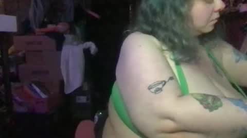 Ellie Louise online show from March 2026 08:04:01 PM