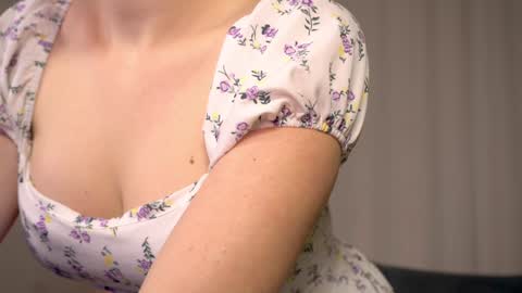 just Emily  online show from January 2025 06:35:01 PM