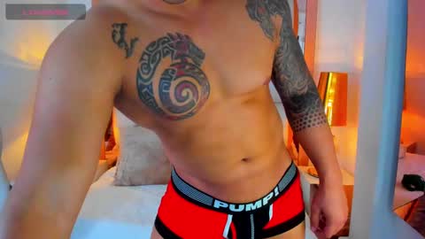 E L L I O T    V E L E Z online show from February 2025 08:41:01 PM