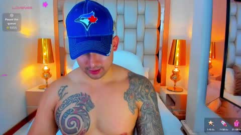 E L L I O T    V E L E Z online show from September 2025 08:31:01 PM