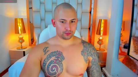 E L L I O T    V E L E Z online show from January 2026 08:11:02 PM