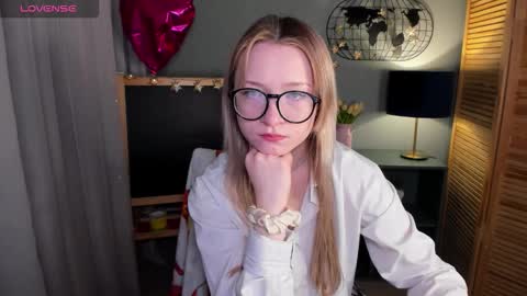 elliup online show from October 2025 08:35:01 AM