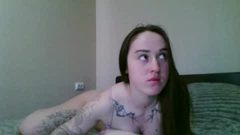 Snapshot of elliza_snow chatting on May 2026 05:56:01 AM Eliza online show from May 2026 05:56:01 AM