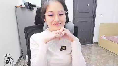 ellsa9x online show from October 2025 03:40:02 AM