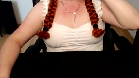 Elly online show from June 2026 11:13:01 AM