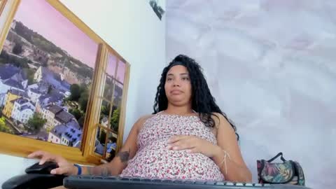 Snapshot of ellybloom chatting on June 2026 02:42:01 PM ellybloom online show from June 2026 02:42:01 PM