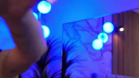 Elly online show from April 2026 09:12:02 PM