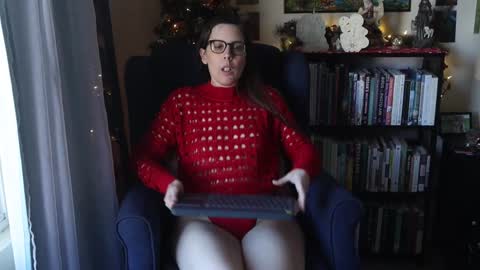 Elly Naomi online show from December 2024 07:12:01 PM