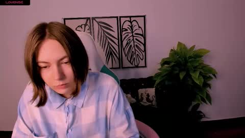 elma_lily online show from October 2025 05:50:02 AM