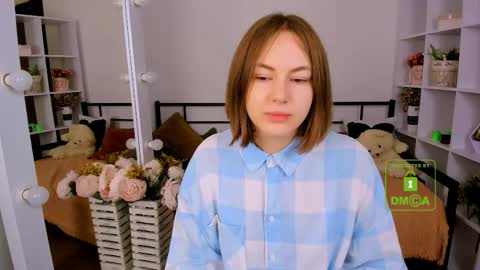 elma_lily online show from November 2025 07:31:02 AM