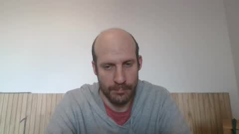 Snapshot of elmatirestrepo chatting on June 2026 12:07:01 PM Mati Restrepo online show from June 2026 12:07:01 PM