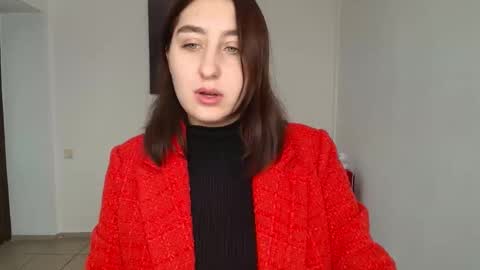 elmirapowers online show from January 2025 01:02:02 PM