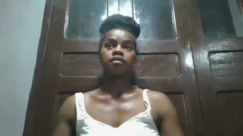elodie228680 online show from May 2026 07:30:01 PM