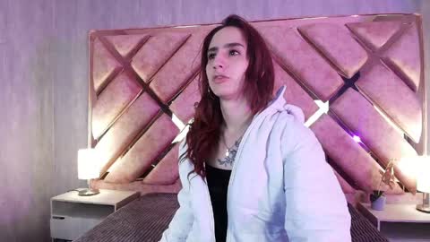 Elodie  online show from May 2026 12:43:01 PM