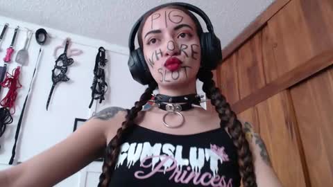 Chelsea  Please help me to reach 100 thumbs up online show from January 2025 09:32:02 PM