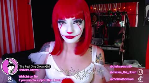 Snapshot of eloise_brown_ chatting on May 2026 06:49:01 PM Chelsea Please help me to reach 100 thumbs up online show from May 2026 06:49:01 PM