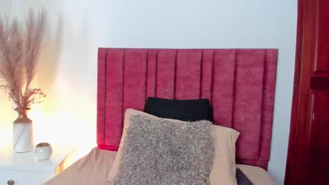 EloiseQuinn online show from October 2025 01:30:01 PM