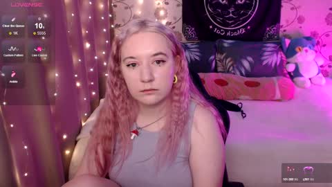 Ela give me a thumbs up if you like it  and this is important for the development of the account online show from December 2024 07:06:01 PM