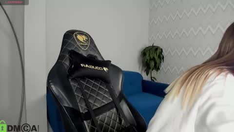 elsa_carterr online show from November 2025 02:06:01 PM