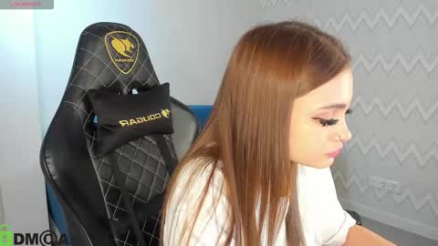 elsa_carterr online show from November 2025 11:22:01 AM