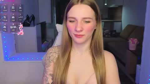 elsa_cute1 online show from March 2026 02:57:02 AM
