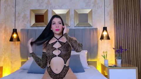 Isabela Martinez online show from March 2026 03:45:02 AM