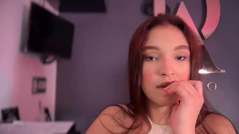  ELSA  online show from September 2025 08:12:02 PM