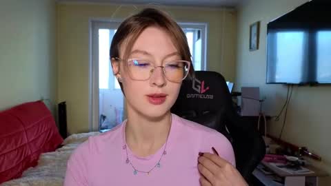 Snapshot of elsaangel chatting on December 2025 03:55:01 AM elsaangel online show from December 2025 03:55:01 AM