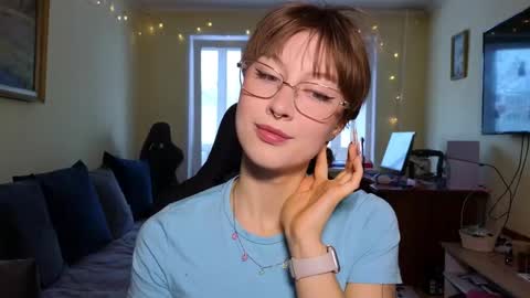 elsaangel online show from December 2025 05:36:02 AM