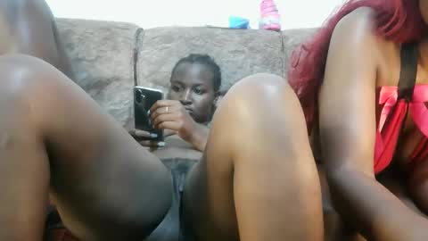 elsie02 online show from November 2025 09:19:02 AM