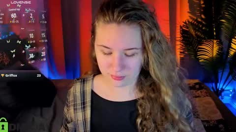Snapshot of elsie_cutties chatting on June 2026 01:23:01 AM Elsie online show from June 2026 01:23:01 AM