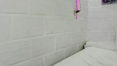 eltojii online show from April 2026 04:02:02 PM