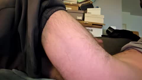 eltonyoo online show from April 2026 05:14:02 AM