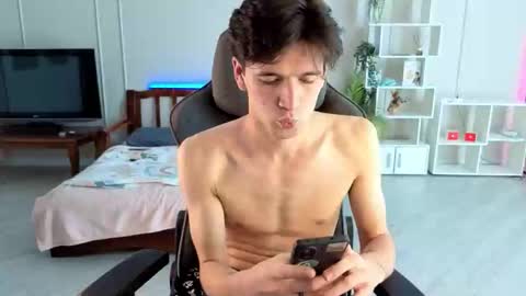 Elvano online show from September 2025 07:57:01 AM